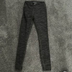 No Bull marled grey workout leggings. Size small